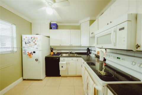 Copropriété à vendre à Margate, Floride: 1 chambre, 66.98 m2 № 1927068 - photo 25