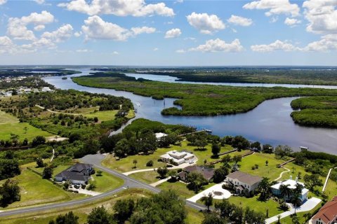 Terrain à vendre à Punta Gorda, Floride № 2231447 - photo 6