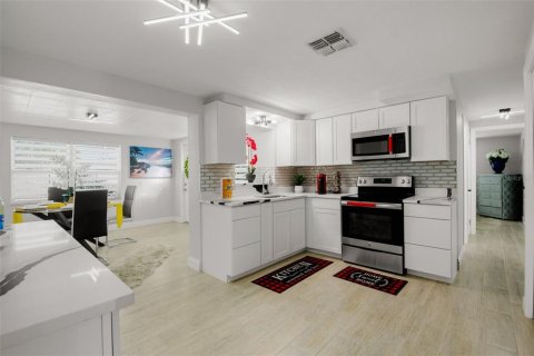 Casa en venta en Holiday, Florida, 2 dormitorios, 95.88 m2 № 2383790 - foto 24