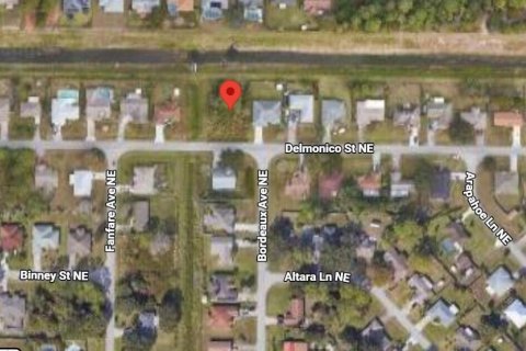 Commercial property in Palm Bay, Florida № 2261353 - photo 2