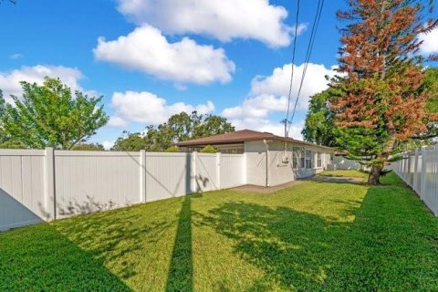 Villa ou maison à louer à Orlando, Floride: 2 chambres, 107.02 m2 № 2415557 - photo 20