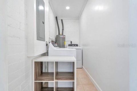Villa ou maison à louer à Orlando, Floride: 2 chambres, 107.02 m2 № 2415557 - photo 18