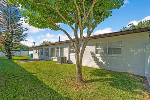 Villa ou maison à louer à Orlando, Floride: 2 chambres, 107.02 m2 № 2415557 - photo 19