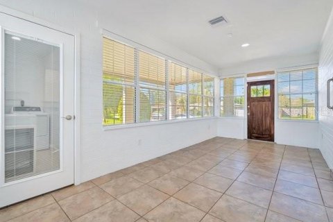 Villa ou maison à louer à Orlando, Floride: 2 chambres, 107.02 m2 № 2415557 - photo 15