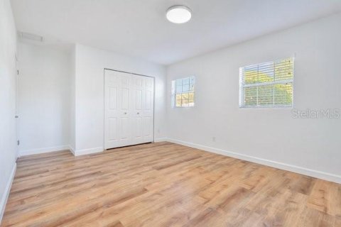 Villa ou maison à louer à Orlando, Floride: 2 chambres, 107.02 m2 № 2415557 - photo 10