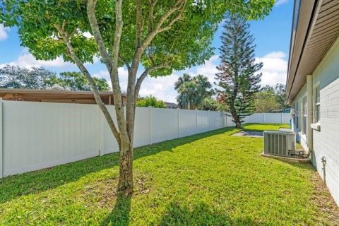 Villa ou maison à louer à Orlando, Floride: 2 chambres, 107.02 m2 № 2415557 - photo 21