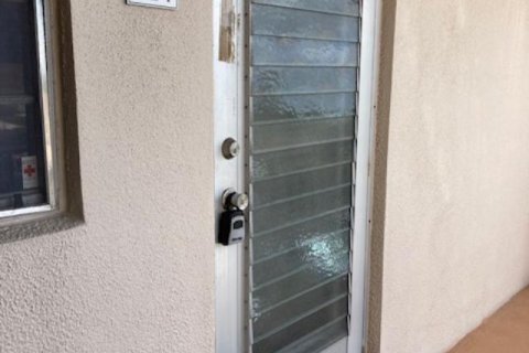 Condominio en venta en Boynton Beach, Florida, 2 dormitorios, 89.19 m2 № 2146898 - foto 2