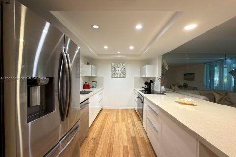 Copropriété à louer à Hallandale Beach, Floride: 3 chambres, 162.58 m2 № 2069495 - photo 21