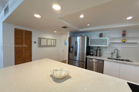 Copropriété à louer à Hallandale Beach, Floride: 3 chambres, 162.58 m2 № 2069495 - photo 22