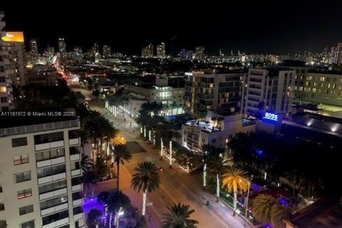 Copropriété à louer à Miami Beach, Floride: 47.84 m2 № 1861665 - photo 18
