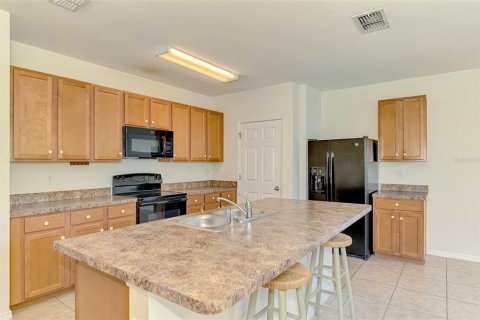Villa ou maison à vendre à Port Charlotte, Floride: 4 chambres, 195.19 m2 № 2206398 - photo 7