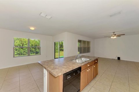 Villa ou maison à vendre à Port Charlotte, Floride: 4 chambres, 195.19 m2 № 2206398 - photo 8