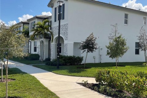 Купить таунхаус в Хомстед, Флорида 3 спальни, 129.41м2, № 2006502 - фото 3