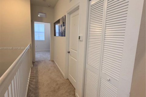 Купить таунхаус в Хомстед, Флорида 3 спальни, 129.41м2, № 2006502 - фото 24