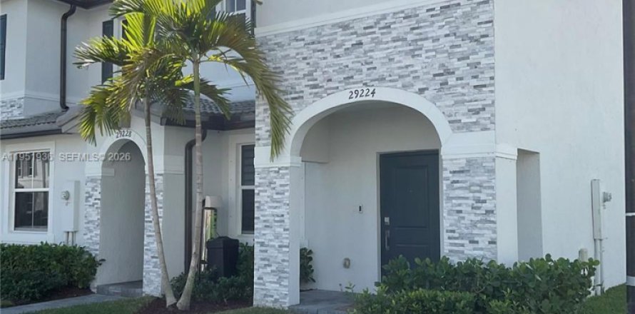 Таунхаус в Хомстед, Флорида 3 спальни, 129.41м2 № 2006502