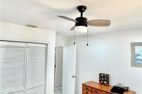 House in LaBelle, Florida 3 bedrooms № 1980444 - photo 6