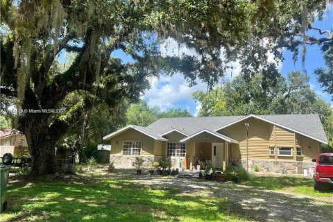 House in LaBelle, Florida 3 bedrooms № 1980444