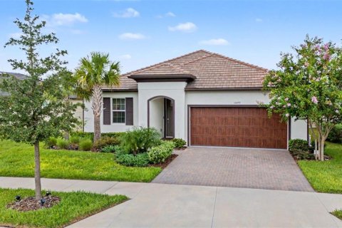 House in San Antonio, Florida 2 bedrooms, 156.35 sq.m. № 2324765