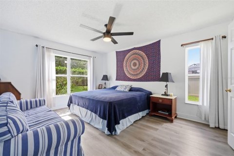Villa ou maison à vendre à Orlando, Floride: 4 chambres, 194.82 m2 № 2093520 - photo 16