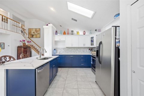 Villa ou maison à vendre à Orlando, Floride: 4 chambres, 194.82 m2 № 2093520 - photo 4