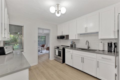 Casa en alquiler en Sarasota, Florida, 3 dormitorios, 135.73 m2 № 1900049 - foto 11