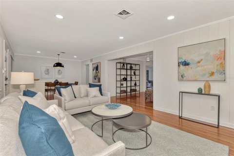 Casa en alquiler en Sarasota, Florida, 3 dormitorios, 135.73 m2 № 1900049 - foto 2