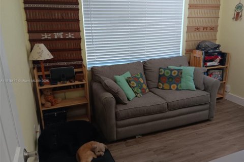 Villa ou maison à vendre à Tamarac, Floride: 2 chambres, 95.5 m2 № 1973103 - photo 12