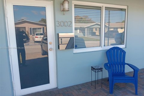 Villa ou maison à vendre à Tamarac, Floride: 2 chambres, 95.5 m2 № 1973103 - photo 2