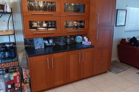 Villa ou maison à vendre à Tamarac, Floride: 2 chambres, 95.5 m2 № 1973103 - photo 8