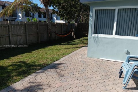 Villa ou maison à vendre à Tamarac, Floride: 2 chambres, 95.5 m2 № 1973103 - photo 25