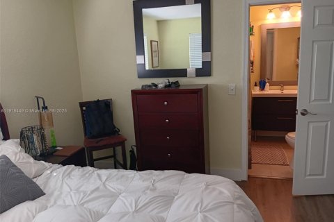 Villa ou maison à vendre à Tamarac, Floride: 2 chambres, 95.5 m2 № 1973103 - photo 19