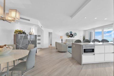 Condominio en venta en Boca Raton, Florida, 2 dormitorios, 134.34 m2 № 2146912 - foto 10