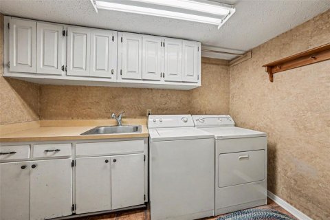Villa ou maison à vendre à Tampa, Floride: 5 chambres, 277.41 m2 № 2155970 - photo 29