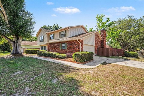 Villa ou maison à vendre à Tampa, Floride: 5 chambres, 277.41 m2 № 2155970 - photo 3