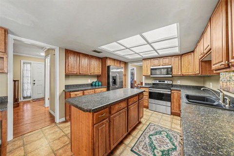 Villa ou maison à vendre à Tampa, Floride: 5 chambres, 277.41 m2 № 2155970 - photo 7