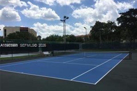 Condo in Lauderhill, Florida, 2 bedrooms  № 2024797 - photo 14