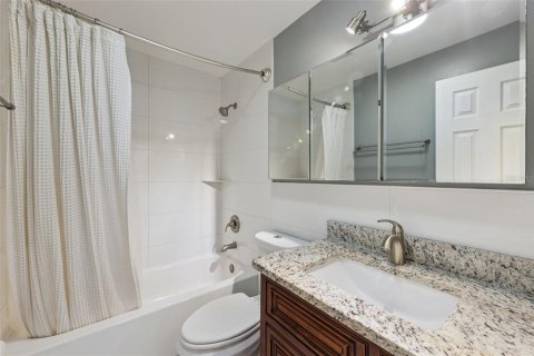 Villa ou maison à vendre à Orlando, Floride: 3 chambres, 155.8 m2 № 2437206 - photo 14