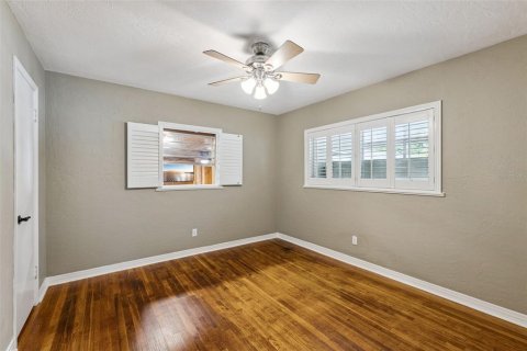 Villa ou maison à vendre à Orlando, Floride: 3 chambres, 155.8 m2 № 2437206 - photo 13