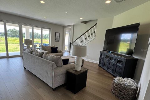 House in Fish Hawk, Florida 5 bedrooms, 335.01 sq.m. № 1908812 - photo 7