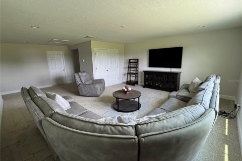 House in Fish Hawk, Florida 5 bedrooms, 335.01 sq.m. № 1908812 - photo 12