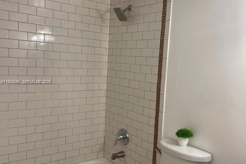 Condo in Miami, Florida, 3 bedrooms  № 1996700 - photo 26