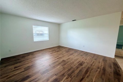 Appartement à louer à DeBary, Floride: 2 chambres, 91.04 m2 № 2427400 - photo 10