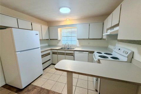 Appartement à louer à DeBary, Floride: 2 chambres, 91.04 m2 № 2427400 - photo 12