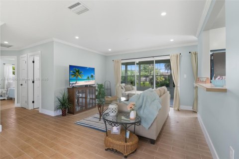 House in Punta Gorda, Florida 2 bedrooms № 1895886 - photo 9