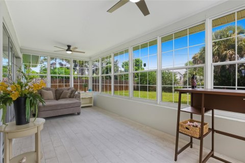House in Punta Gorda, Florida 2 bedrooms № 1895886 - photo 21