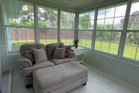 House in Punta Gorda, Florida 2 bedrooms № 1895886 - photo 18