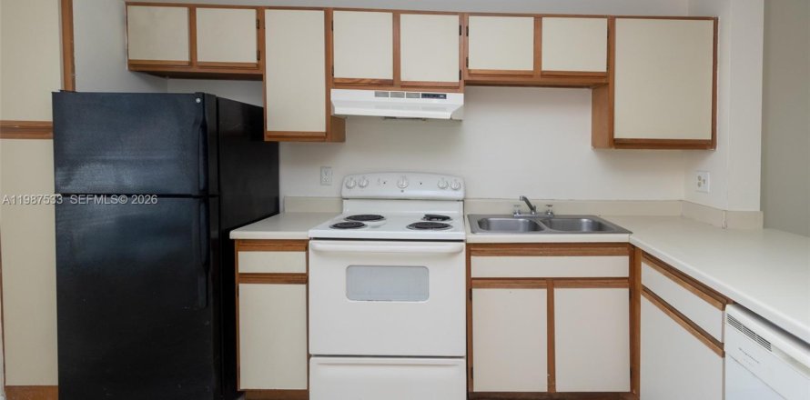 Condo à Miramar, Floride, 1 chambre  № 2048915