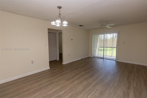 Copropriété à louer à Miramar, Floride: 1 chambre, 74.32 m2 № 2048915 - photo 8