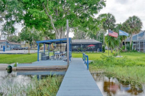 Casa en venta en Tarpon Springs, Florida, 2 dormitorios, 164.99 m2 № 1745535 - foto 5