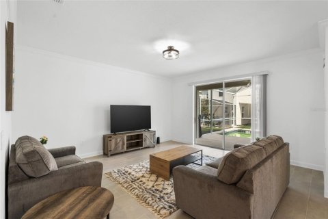 Villa ou maison à louer à Davenport, Floride: 6 chambres, 304.25 m2 № 2148563 - photo 12